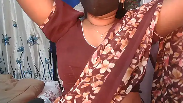 Pavani-Darling - ice on boobs in 5 mins