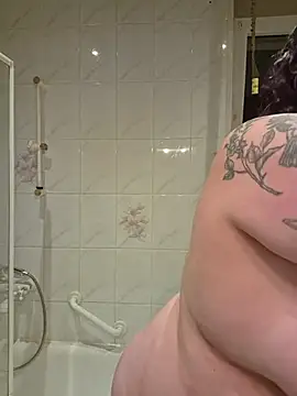 Wallentinafreak - Brüste Öl + 3 Videos