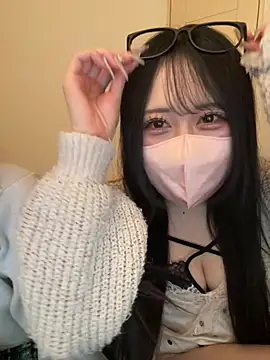 Mao_maochan - ｽﾏﾎ・無加工！処女喪失配信！無加工によりグロ注意！