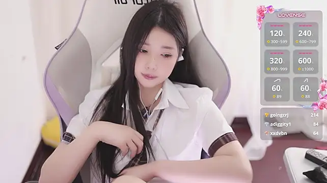 Kitty_baby77 - 完成任务全裸M腿5分钟