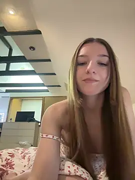 MyCherryKiss - show boobs and play🔥