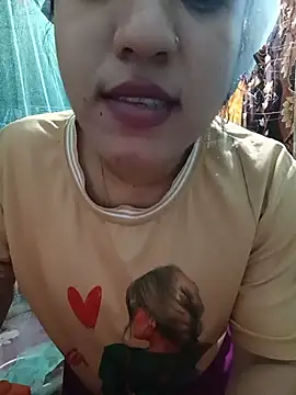 Maya-120 - Boobs show