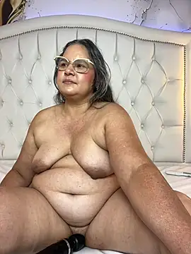 Lucy_Milf_474 - DOMI CONTROL X 10 MIN