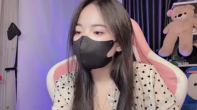 Julie_Ulie - Mục tiêu hôm nay là có ANH YÊU 💋💋💋