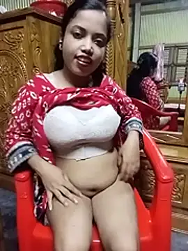Meghla_Sk - Lip show