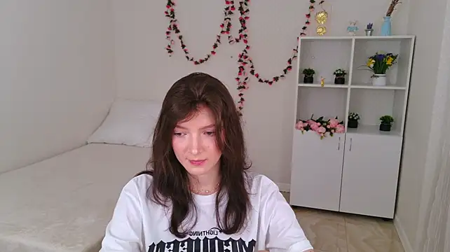 OwlEva - feet in stockings)