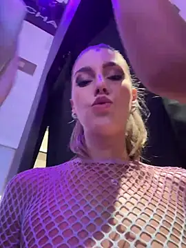 Nicole_98 - Make me wet💦 during dance
