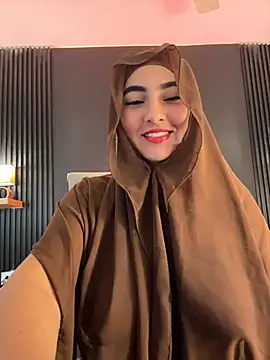 Malika_Noor - naked 5 min