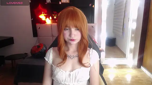_Charlotte_Collins_ - show my tits