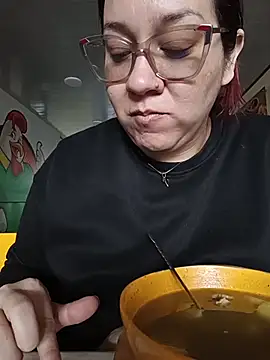 Sharon_G - Assemble a dildo