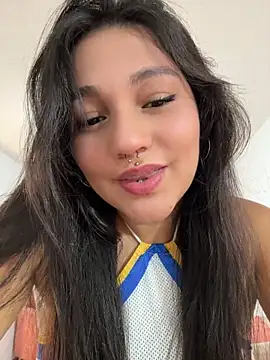 Emily_Gomezz - Play pussy with dildo