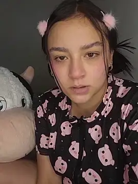 EmilyRoy77 - Dildo in pussy