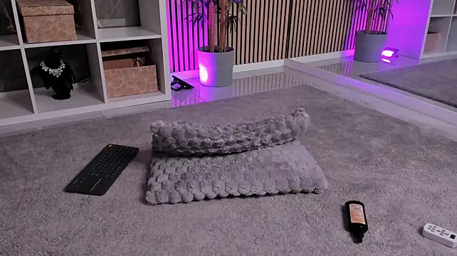 RubyMerlotte - Dildo Pussy 🍆💦