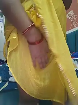 Dianaa9 - Show white fat ass ( ; )