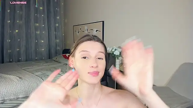 LianneBynon - show my booty shake!