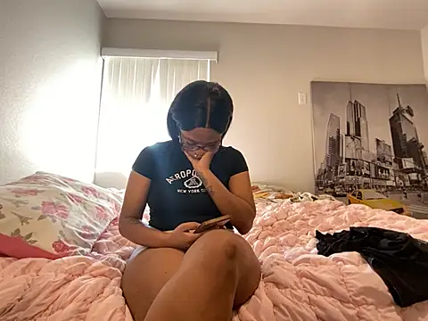 KiDaBrat - I moved $how me love 🏡🚚🧚🏾