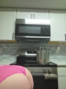Julimonroe - Spank that ass red 🔥