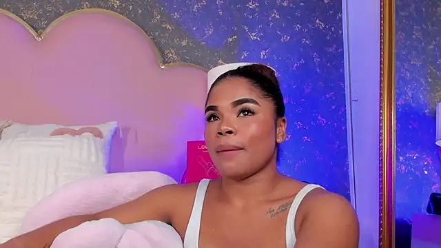 NahiaraReina - wet my pussy 😈🥵