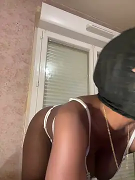 MlleDiorr - Gode chatte/ dildo pussy 🍆🍑💦🥵