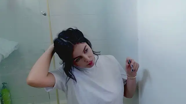 Isabellacharm - Take me to my orgasm, golden rain