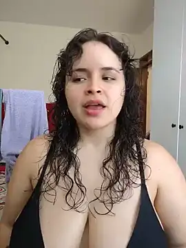 SeleneLuminari8 - Two Naughty Games… One Princess 😈