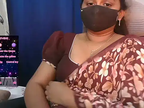 Pavani-Darling - ice on boobs in 5 mins