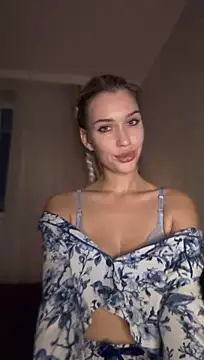 KikiWatson - 😍Show panties 😍