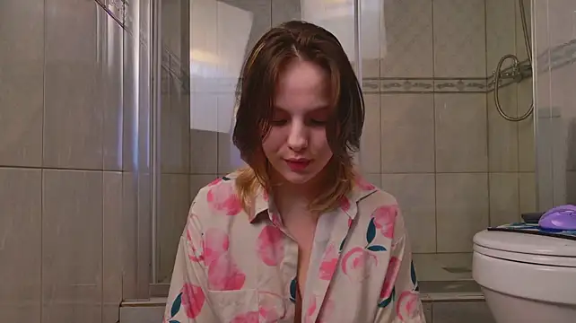True_voice - take a shower with a soap