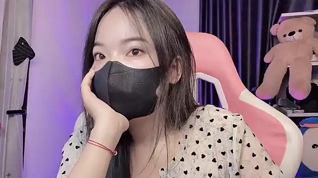 Julie_Ulie - Mục tiêu hôm nay là có ANH YÊU 💋💋💋
