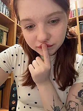 Freaky__Nikki - rub book on my pussy