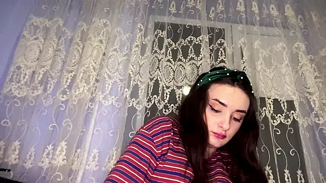 ArdisErrico - I know you want to get a kiss from me