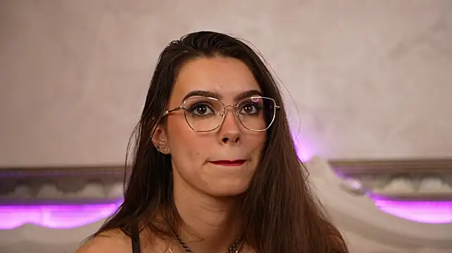 Alexxisrae - Missionary Dildo Play