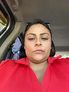 Angie_e - 😒👿😮Naked in supermarket +finger pussy