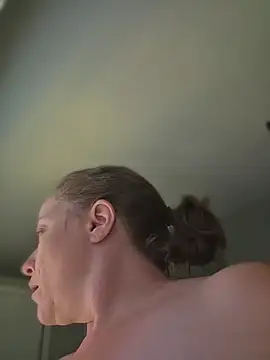 Julimonroe - Spank that ass red 🔥