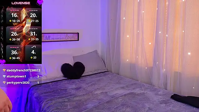 Valeriaa_cruz - naked tits for you