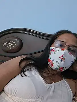 Sweetyashu - show face in ticket show