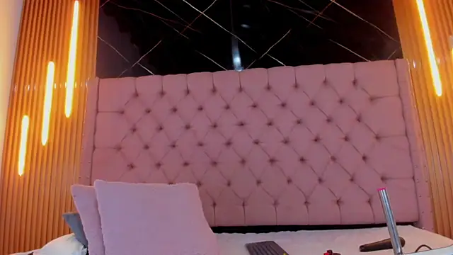 AinaPink - full naked