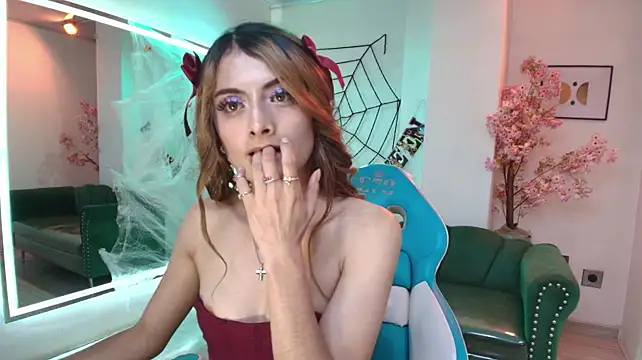 Crystal_daiily - Suck Dildo x5 min😝🍆