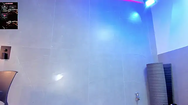 AriSweet - Make me squirt in shower