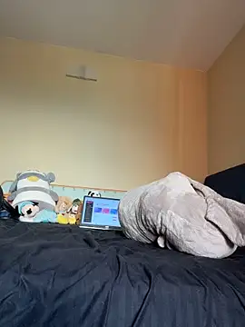 Nurse_becky - Play with your pussy on the balcony