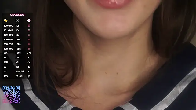 EvelyneWineinger - I'll take off my bra and stay in the top