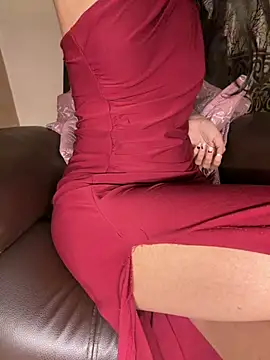 Miss_Groovy - finger suck