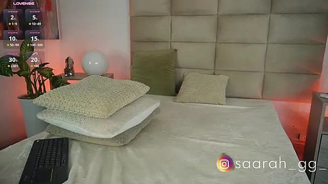 Sarah_GothicGirl - Rub my asshole close up