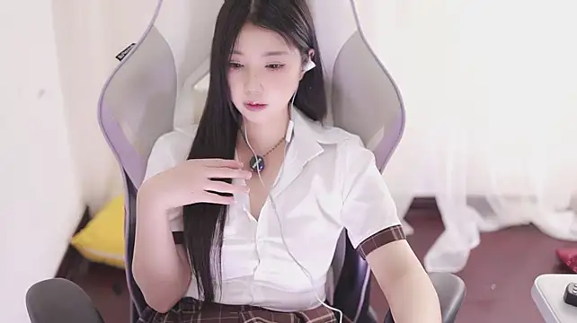 Kitty_baby77 - 完成任务全裸M腿5分钟