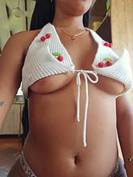 SAMY_AND_ARI - Suck titis in public