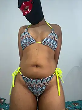 JeremyJasmine - Fingering pussy in public 10 minits