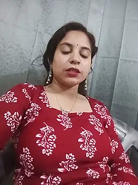 Lovely-girl99 - Full body massage with oil 🫦🫦💦🦵🏻😋