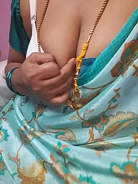 Tamil_Ammani - Boobs show😜😜😝🥰🔥🔥🔥
