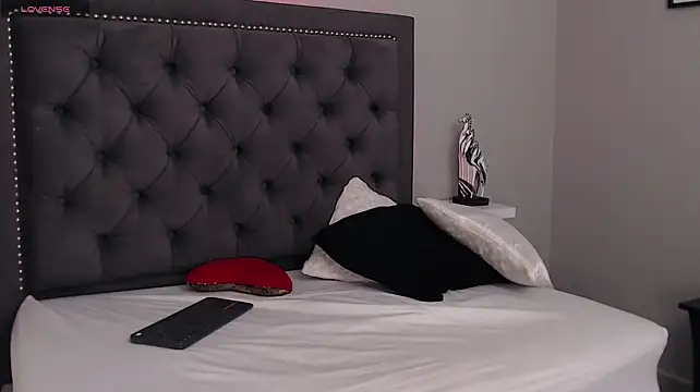 Veronica_Russ - Slap my tits🌹