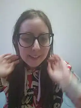 Sarah459 - Punci ujjazás